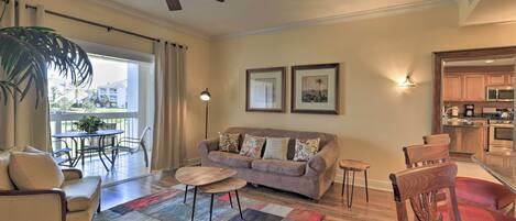 Reunion Vacation Rental | 3BR | 2BA | 1,344 Sq Ft | Step-Free Access