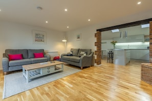 The Parlour, St Agnes. Stunning open plan living area