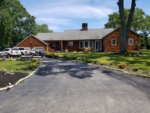 Front entrance way
