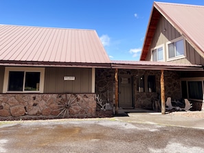 Grandpa's Cabin - front