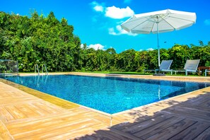 Private pool