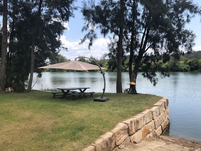 “The Shouse”  private beach and ramp on the Hawkesbury River, 1hr from Sydney