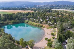 Private lake (swimming and fishing in no-kil)