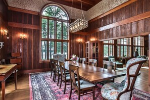 Formal Dining Room for luxurious dinners