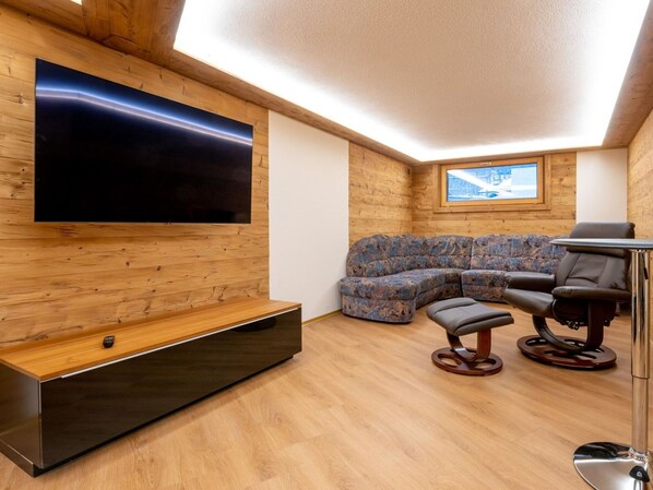 Möbel, Komfort, Couch, Holz, Flooring, Gebäude, Interior Design, Halle, Fussboden, Laminatboden