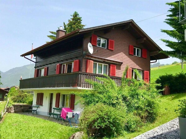Plante, Ciel, Bâtiment, Propriété, Fenêtre, Vert, Maison, Arbre, Lot Terre, Chalet