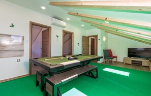 Spielezimmer
