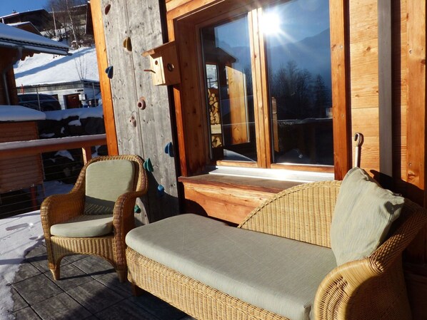 Furniture, Property, Wood, Interior Design, Comfort, Shade, Flooring, Hardwood, Real Estate, Building