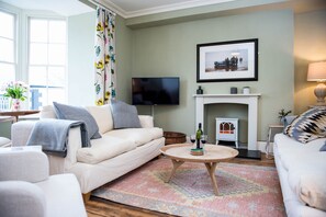 tranquil sitting room