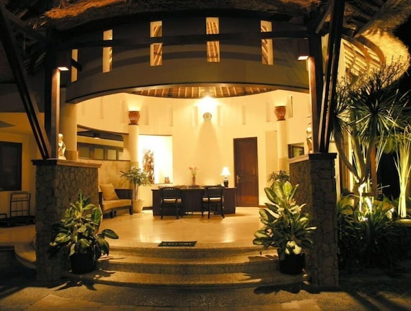 Hall