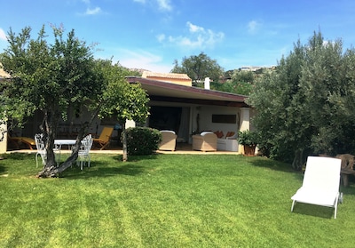 Sea view house with garden and swimming pool on the splendid hill of Cala di Volpe