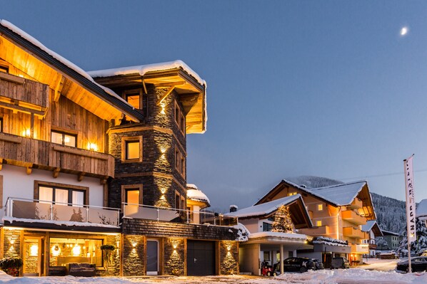 Front of property – evening/night