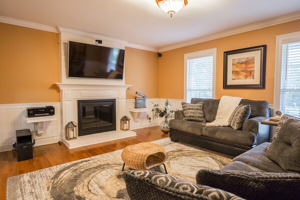 Living area with pullout queen bed