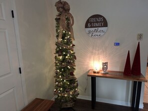 It's Christmas all winter long in this comfortably cozy suite!