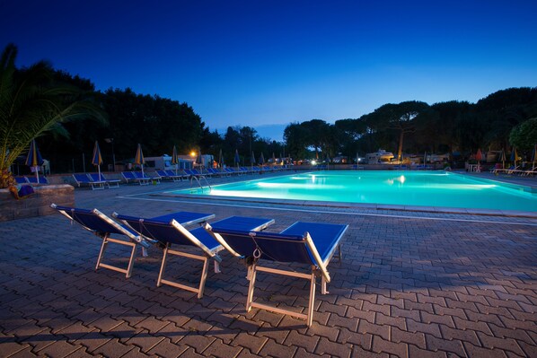 Udendørs pool