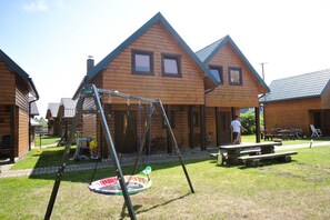 Außenseite Ferienhaus [Sommer]