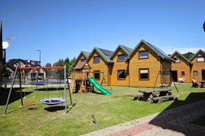 Außenseite Ferienhaus [Sommer]
