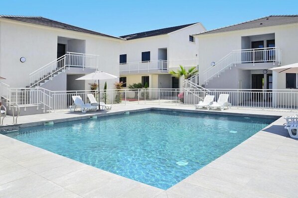 Holiday Home Swimming Pool