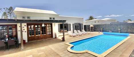 South facing private swimming pool & terrace 