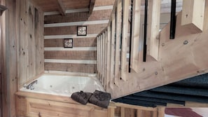 Tub, Indoors, Building, Handrail, Banister