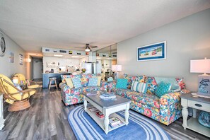 Living Room | Free WiFi