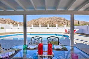 Backyard | Covered Patio