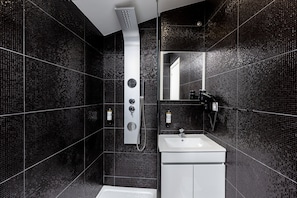 Bain