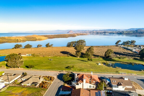 This wonderful home is located in Los Osos with views of the Bay and golf course