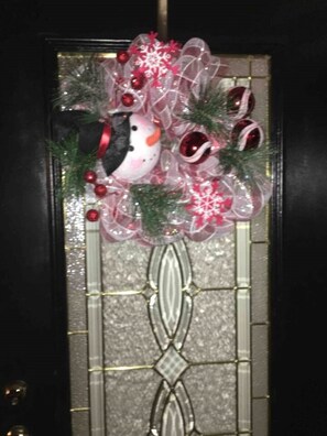 Enjoy Christmas at Nature Lover's Paradise!