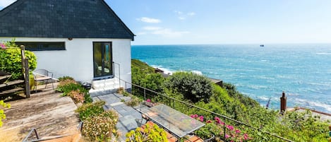 Welcome to Dolphins, Coverack in Cornwall!