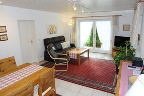 Whg. 2 Talblickapartment, 70qm, 2 Schlafräume, 1 Wohnraum, WC und Dusche-Talblickapartment (Whg. 2)