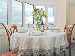 Dining Area | Cielo Alto, Scarborough