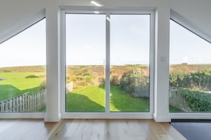 Heatherbank, St Agnes. First floor: Large open windows with stunning countryside views