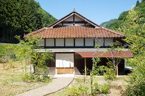 Esterni
