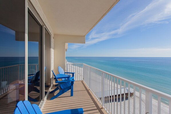 Perfect place to relax with your morning coffee or afternoon/evening wine.