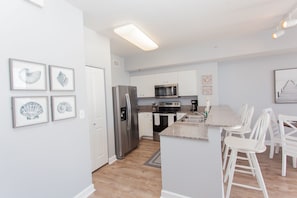 Nice stainless steel appliances in the kitchen