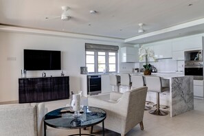 The One at the St. James - Ultra modern condo