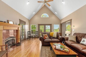 A beautiful large living room area is suitable for everyone.