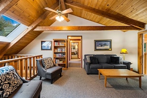 Upstairs common space with pull-out couch 