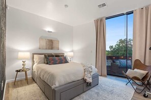 Secondary bedroom