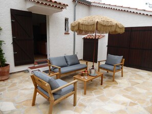 -img.tag.terrace-