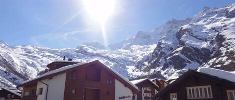 Mountain, Mountainous Landforms, Snow, Mountain Range, Winter, Sky, Alps, Hill Station, Property, Mountain Village