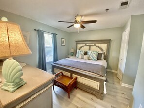 Comfy king size bed