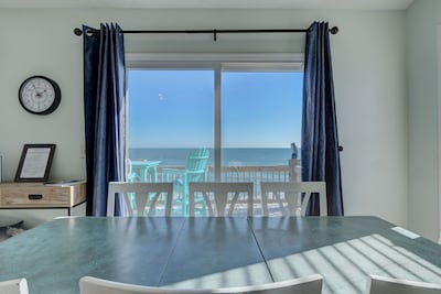 Paradise Found! Fabulous, Flexible, Beach Front Luxury! Hot Tub, Best Location!