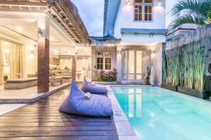 Agung 1, 4 Bedrooms, Seminyak