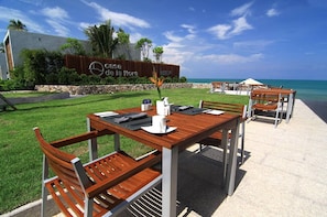 Outdoor dining