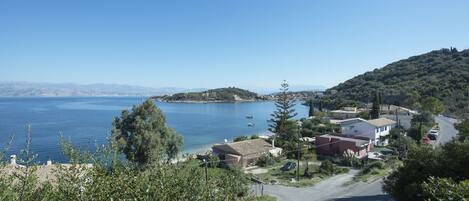 Vista para praia/oceano