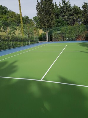Sport court