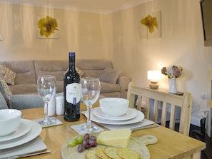 Attractive dining area | Alderson Mews, North Frodingham, near Driffield