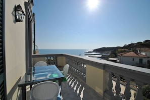 sea view terrace